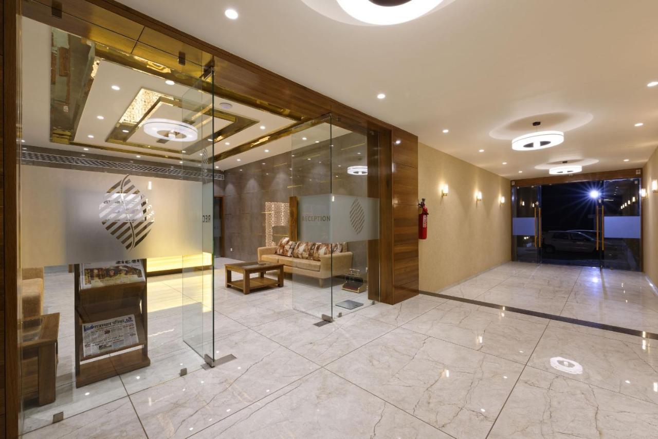 Hotel Flourish International Ahmedabad Exterior photo
